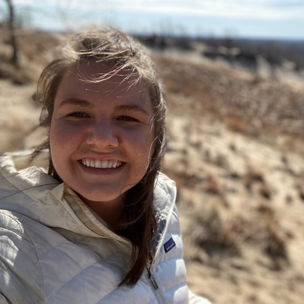 Meet your Posher, Abby